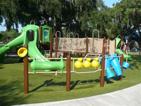 Largo Central Park & Rotary Playground | Map of Play