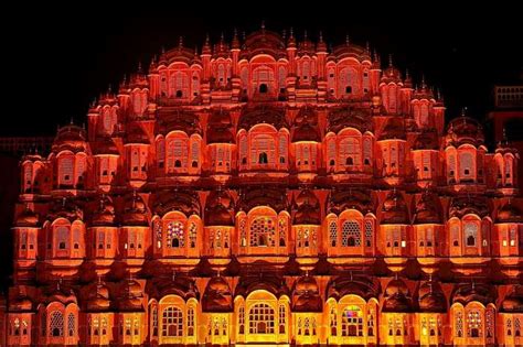 Hawa Mahal, Jaipur - INCREDIBLE PLACES