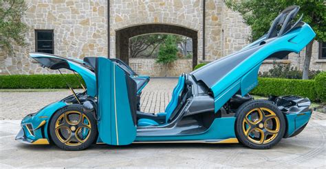 This Candy Blue Koenigsegg Regera Is Set To Sell For Millions - Maxim