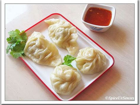 Steamed-chicken-momos - Recipe Petitchef