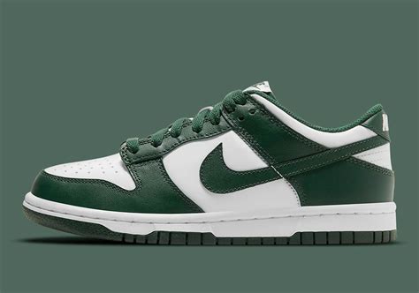 Nike Dunk Low White Green CW1590-102 Release Info | SneakerNews.com