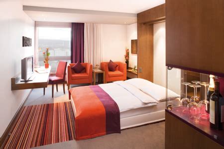 Moevenpick Hotel Zurich Airport, Zurich : Five Star Alliance