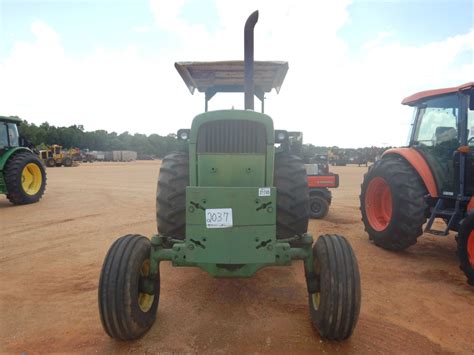 JOHN DEERE 4520 Farm Tractor - J.M. Wood Auction Company, Inc.