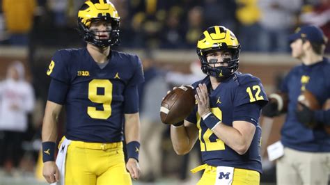 Michigan football snubbed by 5-star QB C.J. Carr, who commits to Notre Dame