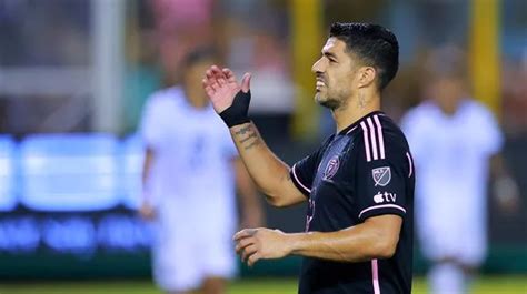 Lionel Messi and Luis Suarez look glum on bench as Barcelona reunion ...