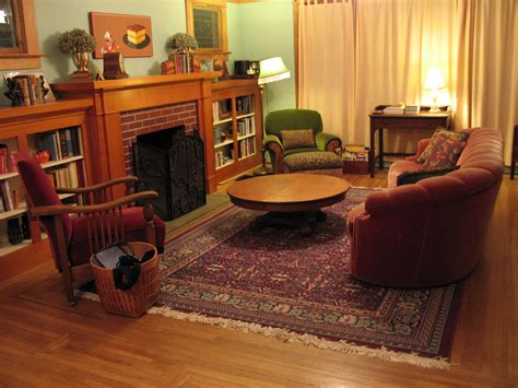 1940s Living Room | www.galleryhip.com - The Hippest Pics