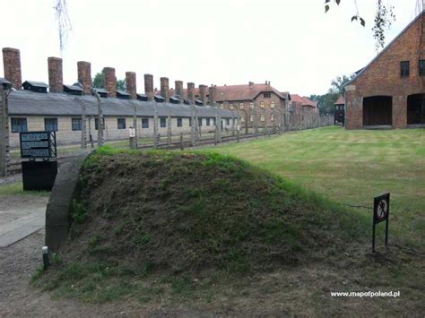 Muzeum Auschwitz-Birkenau in Oswiecim - Photo 97/264