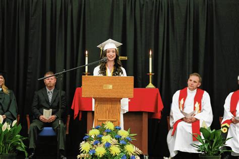 Trinity Lutheran bids farewell to 44 seniors - Seymour Tribune