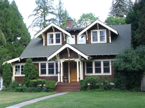 One Story of Oregon House with Attic for Room - REXIS | Oregon house, Craftsman bungalows ...