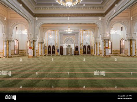 The interior of the Al Manara Mosque in Dubai, UAE, Middle East Stock ...