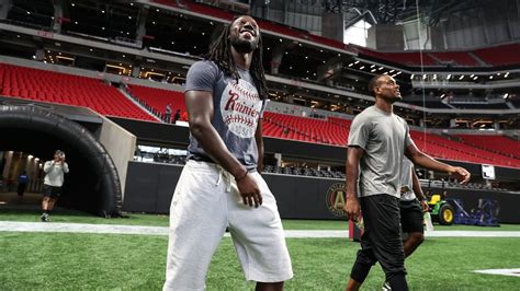 Falcons enter Mercedes-Benz Stadium for the first time