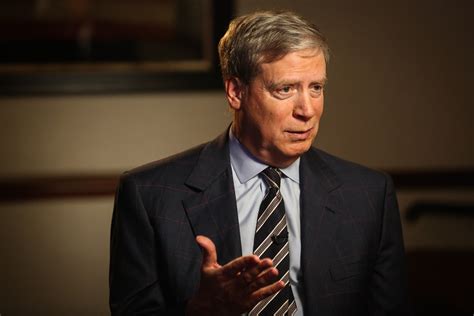 Where Rich People Are Investing: Druckenmiller Exits Citi, Buys Airbnb ...