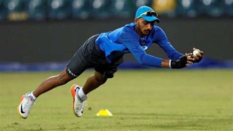 India vs England 2nd Test: Axar Patel makes Test debut against England ...