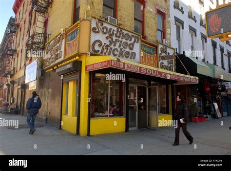 Soul food in harlem restaurants