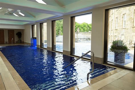 rooftop-indoor-outdoor-swimming-pool-buxton-crescent-hotel-spa - The Family Holiday Guide