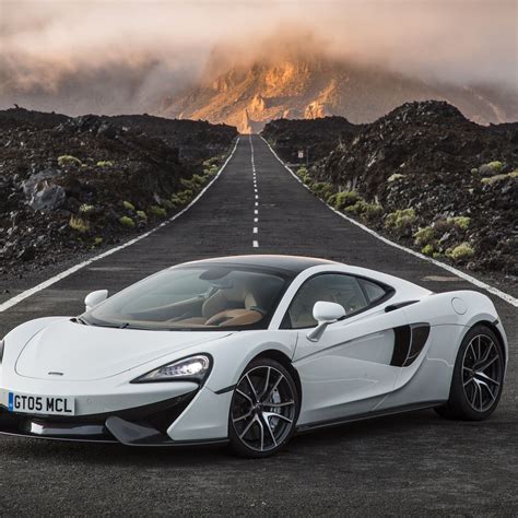 2932x2932 White McLaren 570S Spider Ipad Pro Retina Display ,HD 4k ...