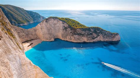 The Ionian Islands Travel Guide | Rough Guides