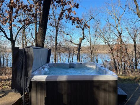 5 Best Cabins With Hot Tub Near Lake Tenkiller, Oklahoma - Updated 2024 | Trip101