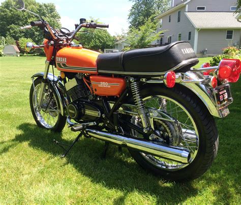 Restored Yamaha RD350 - 1976 Photographs at Classic Bikes Restored ...