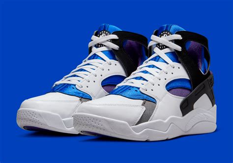 Nike Air Flight Huarache OG 2023 Retro FD0183-101 | SneakerNews.com