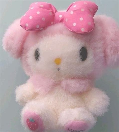 Pin by Suzy B on 「cute decoration」 | Melody hello kitty, Kawaii plushies, Pink aesthetic