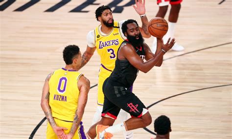 James Harden goes for 39 and 12 to lead Rockets past Lakers