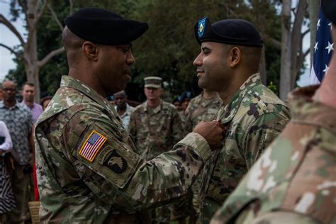 DVIDS - Images - 25th Infantry Division Award Ceremony [Image 1 of 5]