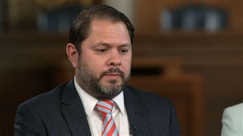 Ruben Gallego says PTSD treatment was 'to be a better father' - ABC News