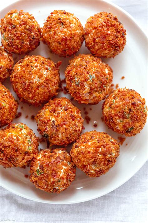 Bacon Jalapeño Popper Cheese Balls Recipe — Eatwell101