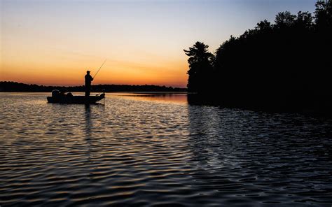 Free Bass Fishing Wallpapers - Wallpaper Cave