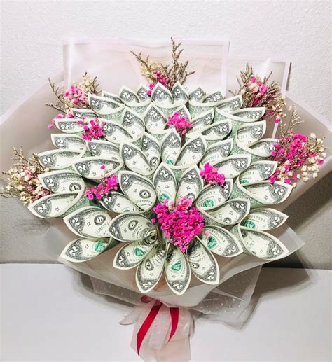 Real Money Bouquet | Etsy | Creative money gifts, Money bouquet ...