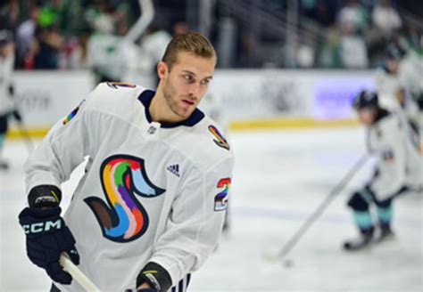 'Hockey is for Everyone': Seattle Kraken celebrate 2023 Pride Night ...