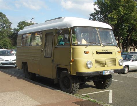 ROBUR camping car 4x4 RDA | Amiens , Place du Cirque , 26 ju… | Flickr