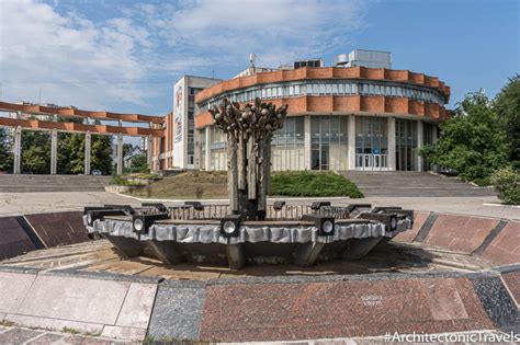 Soviet architecture in Chisinau, Moldova - Alternative travel guide