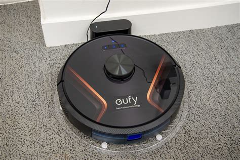 Eufy RoboVac X8 Hybrid Review : Powerful mapping and cleaning