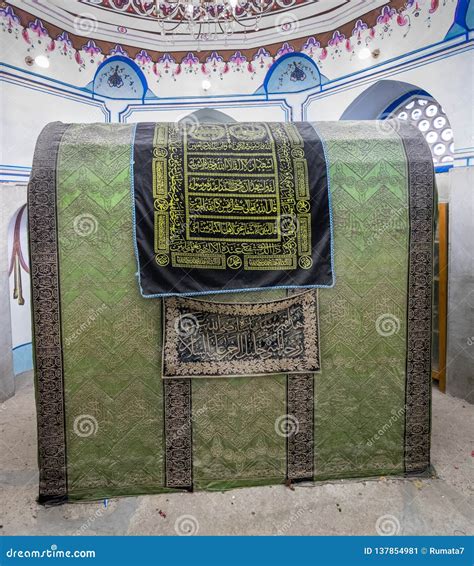 The Tomb of Isaac Inside of Cave of Machpelah in Hebron or Tomb of the ...