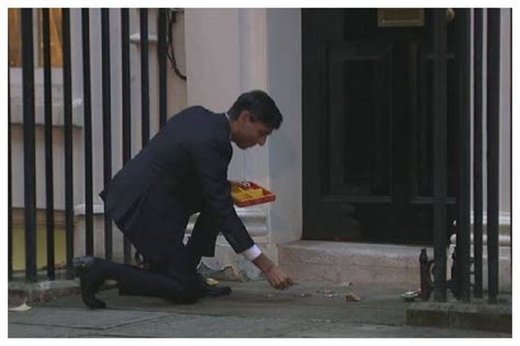 UK Finance Minister Rishi Sunak Lights Up His Downing Street Home in ...