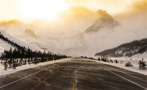 The 9 best winter experiences in Alberta - Lonely Planet