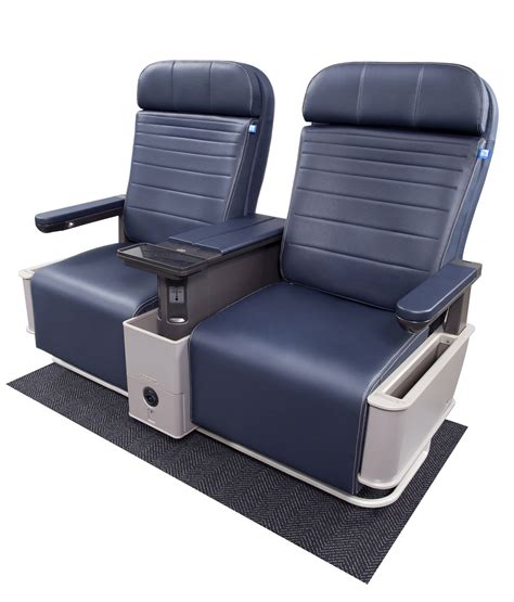 air travel - First Class Amenities - Travel Stack Exchange