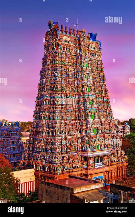 Madurai Meenakshi Amman Temple, South India Stock Photo - Alamy