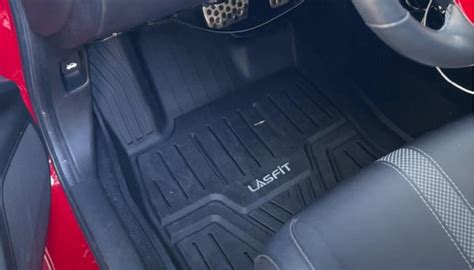 LASFIT Custom Floor Mats on Honda Civic 2016-2021