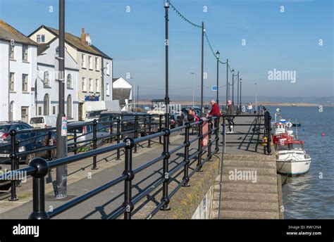 The Quay, Appledore, North devon, England, UK. February 2019. The Seagate a small hotel on the ...