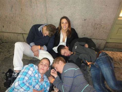 Funny Drunk People (55 pics)