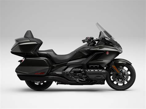 2021 Honda Gold Wing Tour Guide • Total Motorcycle