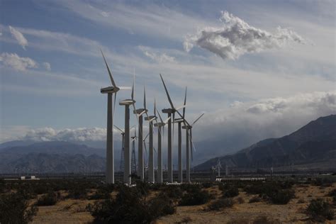 Deserts and Beyond: Palm Springs windmills