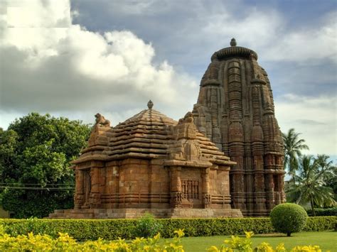 22 Best Places to Visit in Bhubaneswar, Things to Do & Sightseeing (2024)