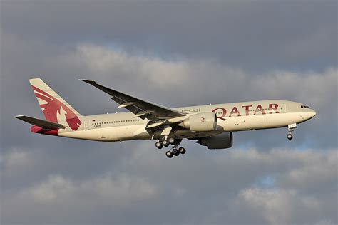 Perth Airport Spotter's Blog: Qatar Airways Flight Summary Sept 2012