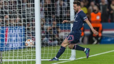 With the cheekiest Panenka penalty, Lionel Messi saves PSG versus RB ...