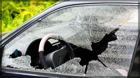 SMASHED CAR WINDOW - YouTube