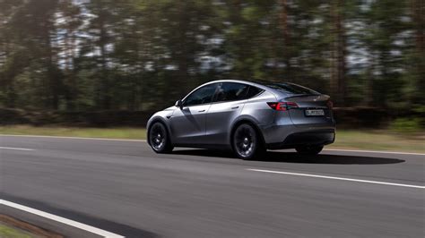 New Tesla Model Y Colors — Quicksilver & Midnight Cherry Red - CleanTechnica